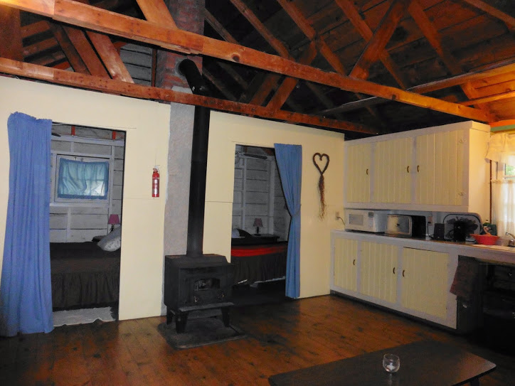 cottage-3-living-room